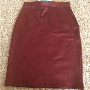 Honey & Lace NWT! Pleather look pencil skirt Small